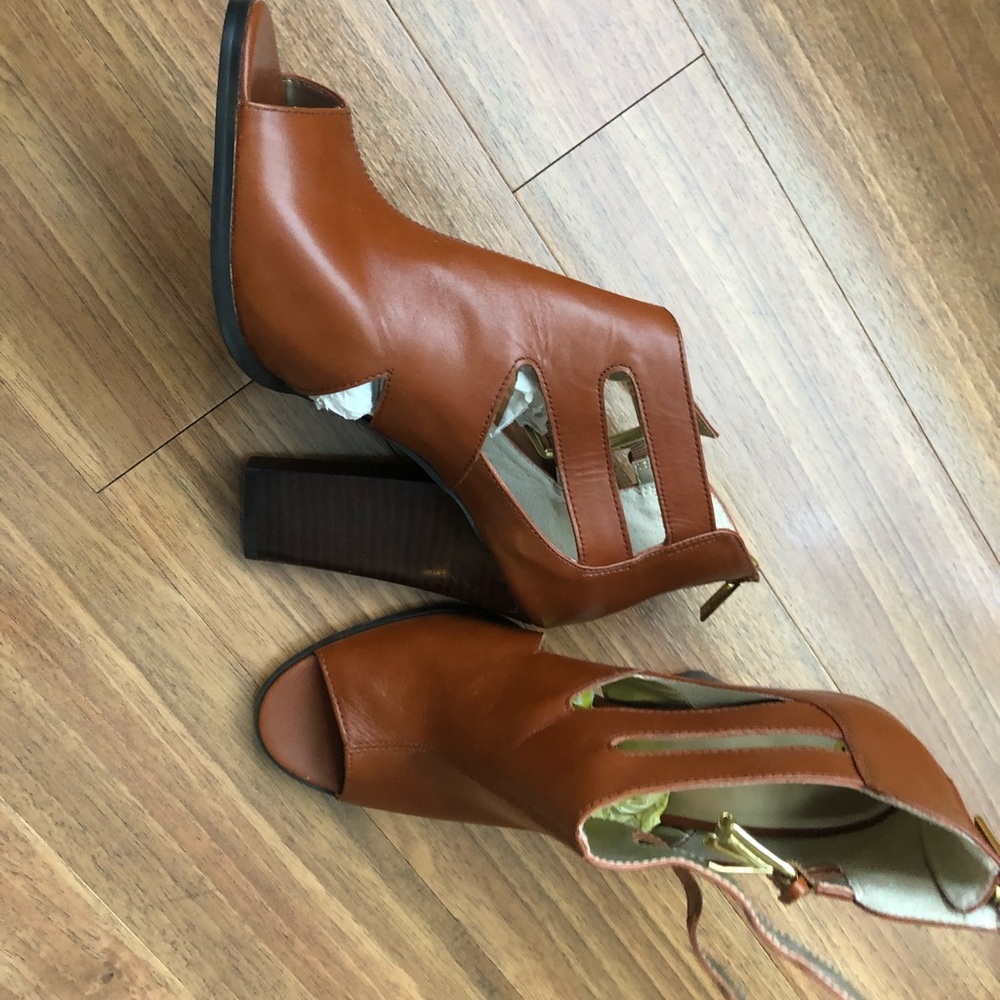 Leather heels